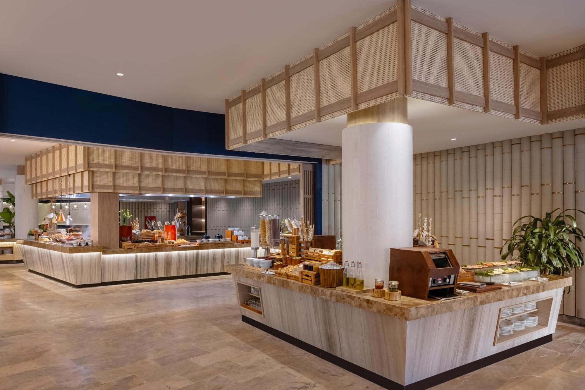 Dưỡng Bãi Biển Melia 5* Đà Nẵng